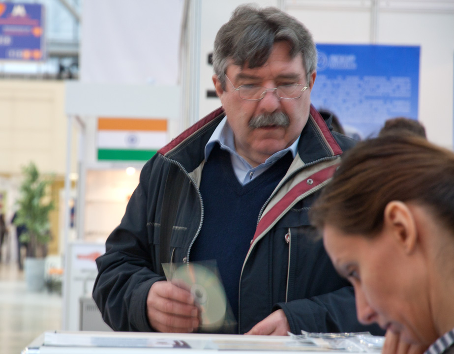 Участие ООО РАДИОКОМП в выставке Новая электроника 13-15 апреля 2016 г